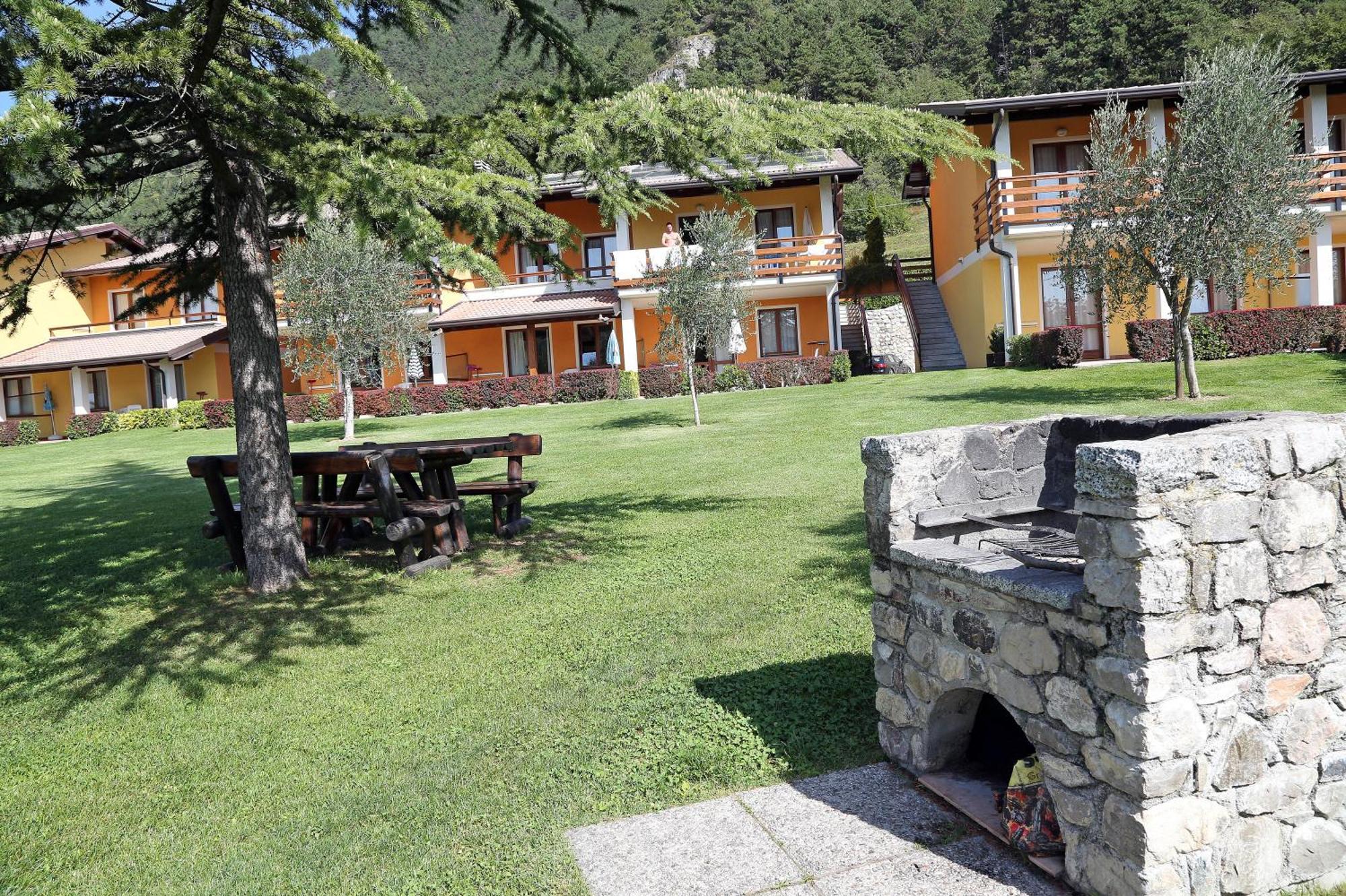 Hotel Residence La Pertica Tremosine Eksteriør bilde