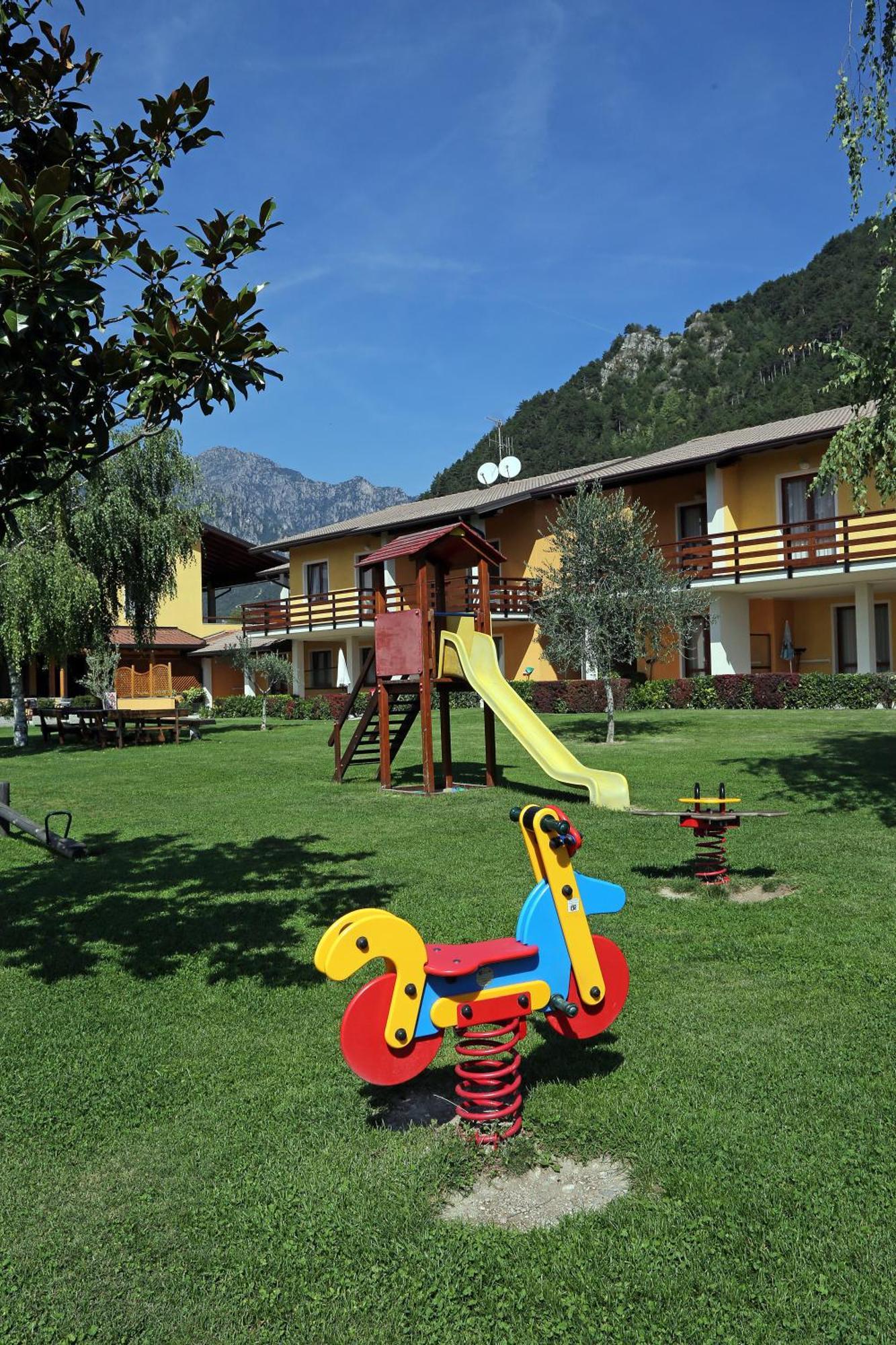 Hotel Residence La Pertica Tremosine Eksteriør bilde